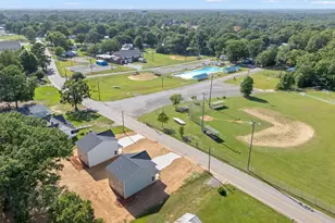 704 Laurel St, Honea Path, SC 29654 - Photo 33