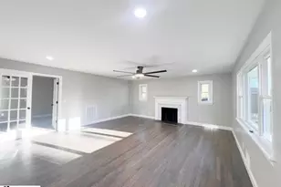 13 Cardinal Dr, Taylors, SC 29687 - Photo 5