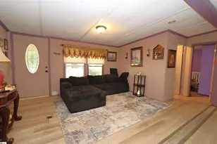 251 Crenshaw Rd, Cowpens, SC 29330 - Photo 9