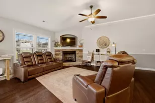 336 Meadowmoor Rd, Greer, SC 29651 - Photo 9