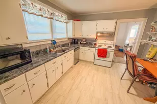 6 S Green St, Williamston, SC 29697 - Photo 13