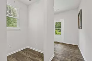 4067 Bromfield Wy, Boiling Springs, SC 29316 - Photo 5