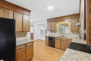 102 Fernwood Dr, Easley, SC 29640 - Photo 11