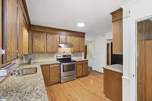 102 Fernwood Dr, Easley, SC 29640 - Photo 9