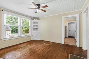 532 Gentry Memorial Hwy, Easley, SC 29640 - Photo 13