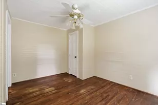 532 Gentry Memorial Hwy, Easley, SC 29640 - Photo 19
