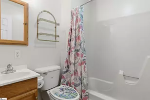 136 Country Club Rd, Gaffney, SC 29340 - Photo 15
