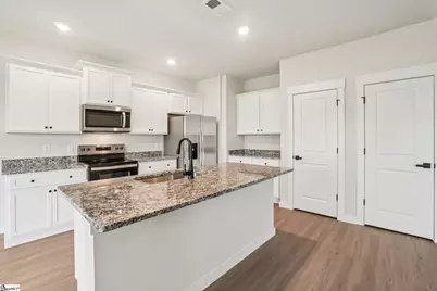 1216 Crested Iris Street, Moore, SC 29369 - Photo 5