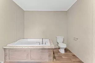 1649 Beaverdam Creek Rd, Gray Court, SC 29645 - Photo 21