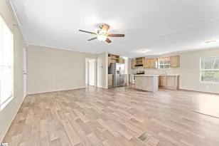 1649 Beaverdam Creek Rd, Gray Court, SC 29645 - Photo 5