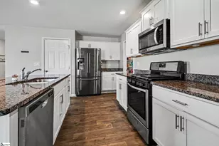 1328 Ledsham Ct, Greer, SC 29651 - Photo 15