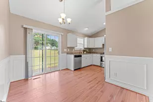 1111 Dunwoody Dr, Simpsonville, SC 29681 - Photo 11