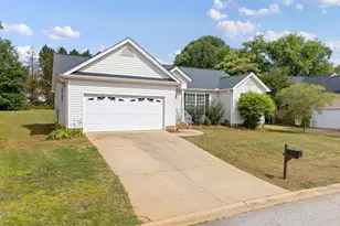 1111 Dunwoody Dr, Simpsonville, SC 29681 - Photo 3