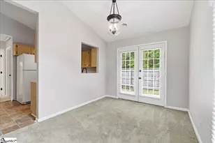 107 Daniel Ct, Mauldin, SC 29662 - Photo 5