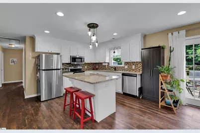15 Childress Circle, Greenville, SC 29617 - Photo 5