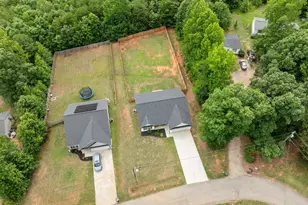 69 Pine Dr, Taylors, SC 29687 - Photo 23