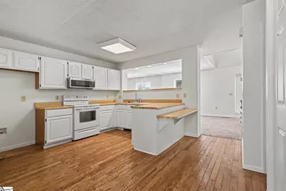 101 Fairway Oaks Lane #Unit E, Easley, SC 29642 - Photo 5