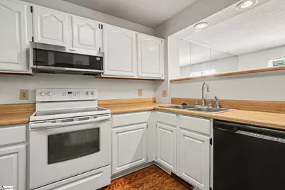 101 Fairway Oaks Lane #Unit E, Easley, SC 29642 - Photo 7