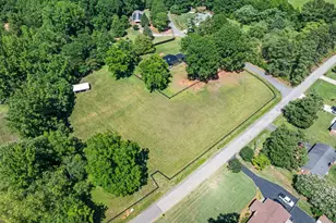 1064 Knollwood Acres Dr, Boiling Springs, SC 29316 - Photo 39