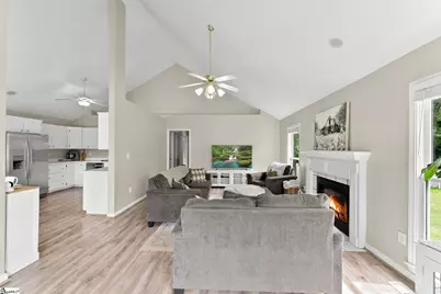 11 Heathfield Court, Simpsonville, SC 29681 - Photo 5