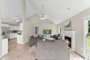 11 Heathfield Ct, Simpsonville, SC 29681 - Photo 5