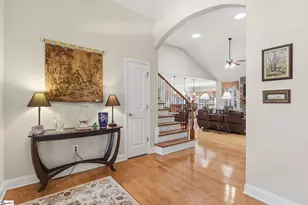 4 Cedarcrest Ct, Simpsonville, SC 29680 - Photo 3