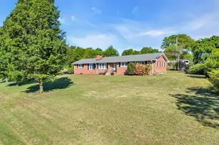 141 McJunkin Dr, Pickens, SC 29671 - Photo 1