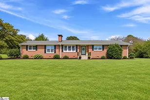 141 McJunkin Dr, Pickens, SC 29671 - Photo 1
