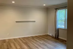 206 Mill Estate Rd, Taylors, SC 29687 - Photo 7