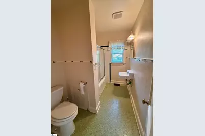 301 Pine Street, Clinton, SC 29325 - Photo 13