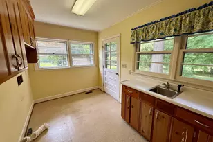 301 Pine St, Clinton, SC 29325 - Photo 13