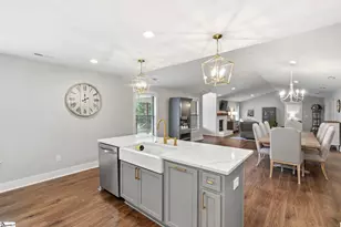 207 Oates Ave, Easley, SC 29640 - Photo 17