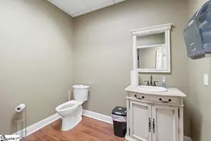110 E Greenville St, Anderson, SC 29621 - Photo 9