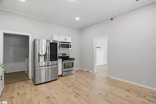 6 Webb St, Greenville, SC 29605 - Photo 9