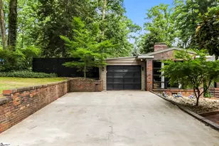 211 Grace Ave, Easley, SC 29640 - Photo 3