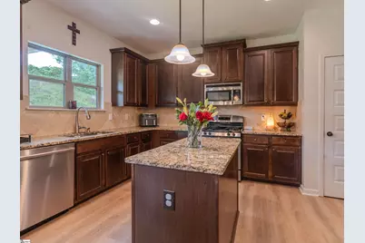 112 Border Avenue, Simpsonville, SC 29680 - Photo 7