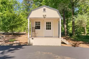 339 Jumping Branch Rd, Tamassee, SC 29686 - Photo 41