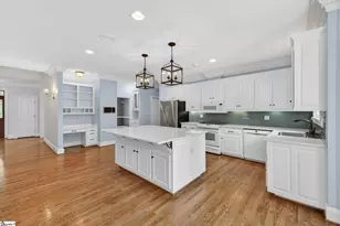 230 Kilgore Cir, Simpsonville, SC 29681 - Photo 9