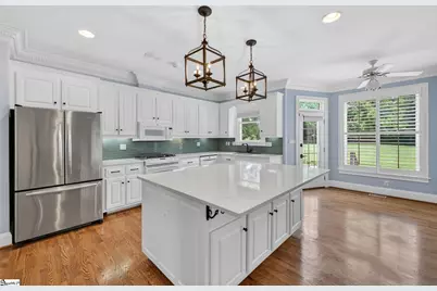 230 Kilgore Circle, Simpsonville, SC 29681 - Photo 7