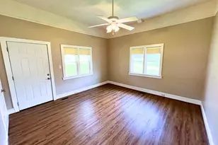 115 E Beattie St, Liberty, SC 29657 - Photo 3