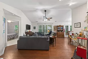 626 Thornbird Cir, Boiling Springs, SC 29316 - Photo 5
