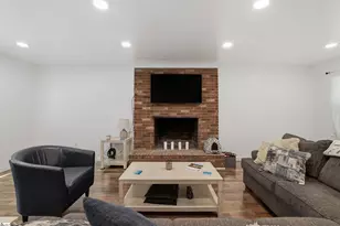 127 Robinwood Ln, Pelzer, SC 29669 - Photo 9
