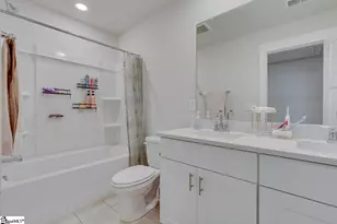 208 Roderick Ln, Greenville, SC 29605 - Photo 31