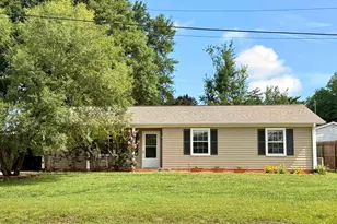 204 Rainbow Dr, Greenville, SC 29617 - Photo 39