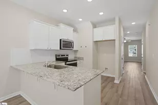 124 Brown Cir, Easley, SC 29642 - Photo 9