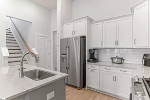 221 Woodhouse Wy, Greenville, SC 29605 - Photo 5