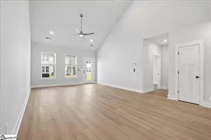 421 Crestcreek Dr, Anderson, SC 29621 - Photo 11