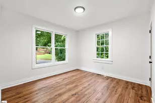 102 Aladdin St, Greenville, SC 29609 - Photo 11