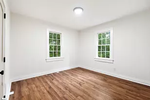 102 Aladdin St, Greenville, SC 29609 - Photo 7