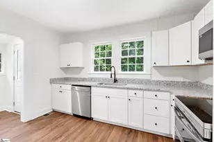 102 Aladdin St, Greenville, SC 29609 - Photo 5
